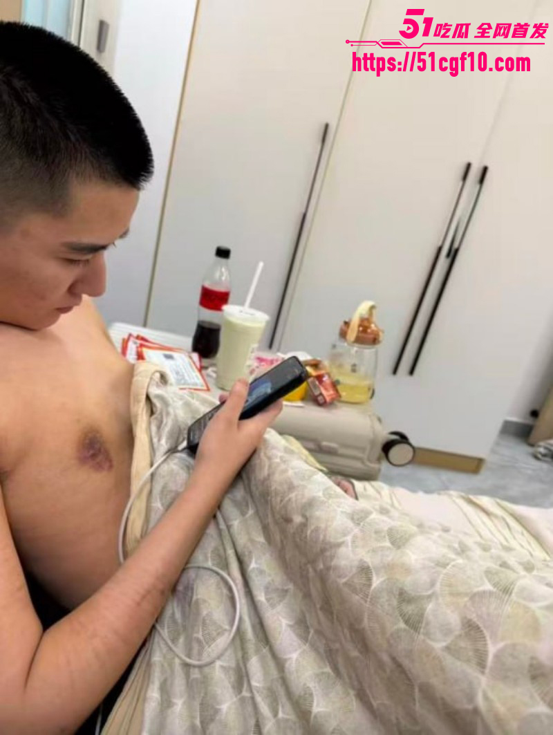 抖音网红姜宸卖屌求荣酗酒家暴05