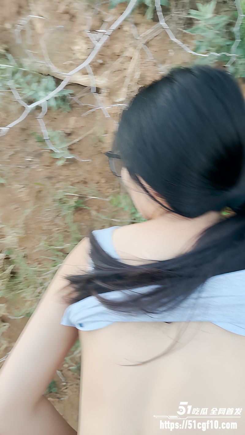 反差眼镜婊 小黎 8
