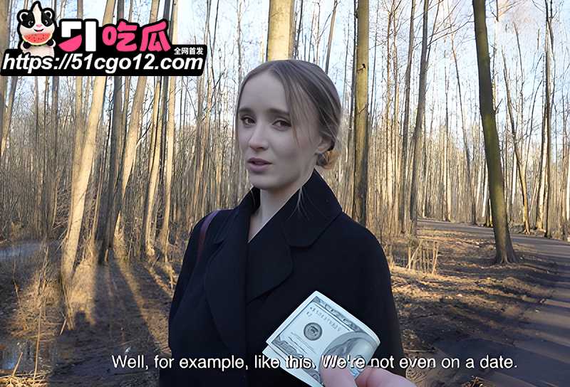 巨乳俄妹 PollyYangs 被钞能力拿捏 带回家甘愿沦为陌生人的反差肉便器！
