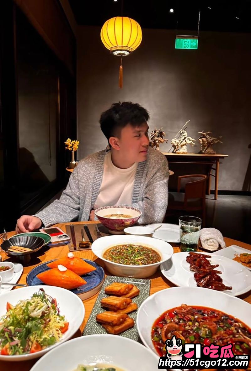 抖音情侣博主小阿俏实名爆料洋仔出轨 10