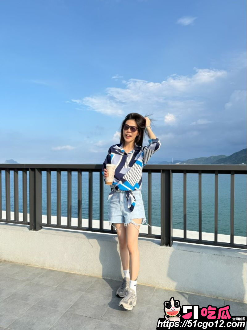 保险女销冠 王婷 与已婚客户7年婚外情 180次开房记录收礼350万 妻子曝光约炮视频！