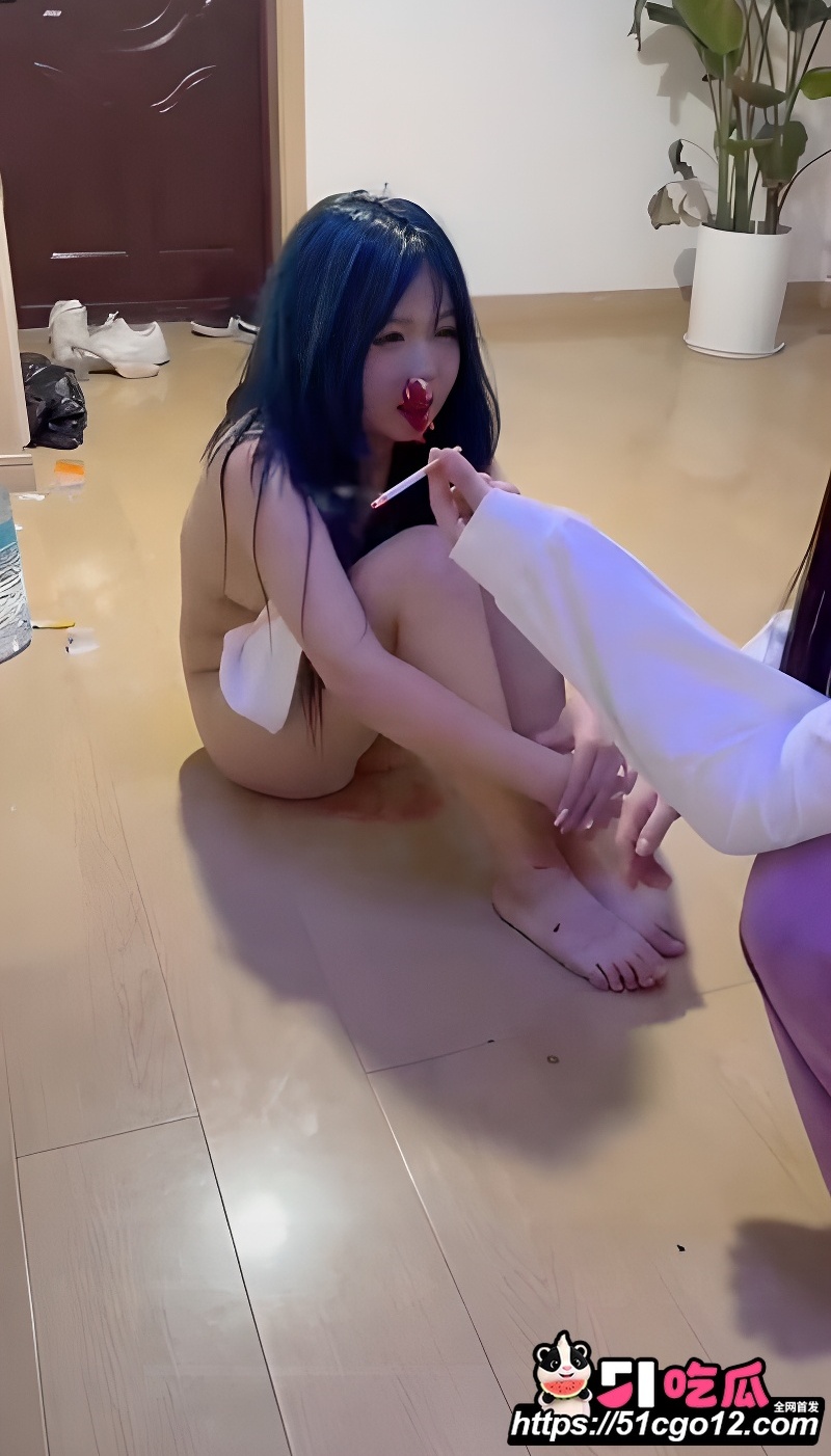 18岁精神小妹霸凌事件 7