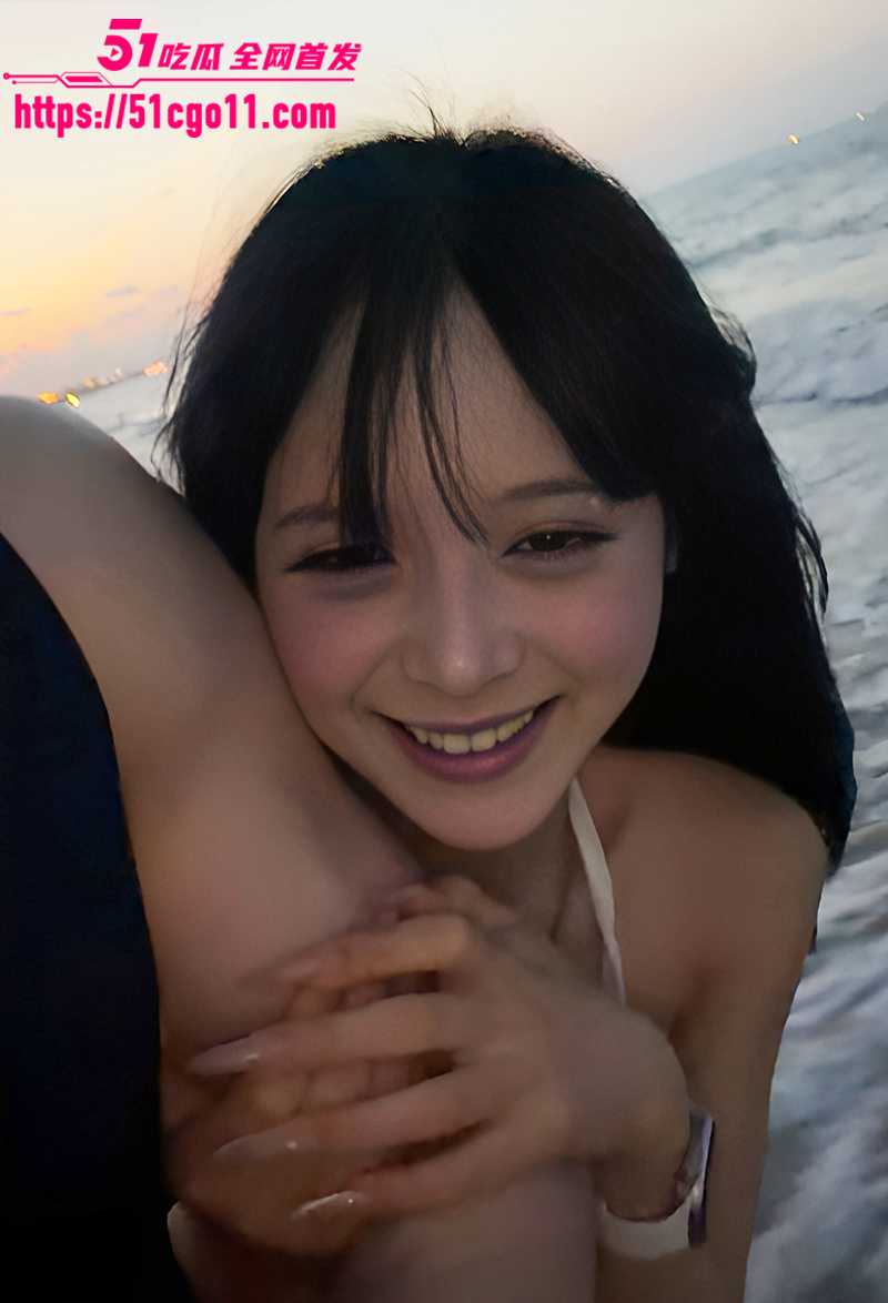 白虎福利姬 桃汁水水 被男友狠操调教 穴口被干的红肿抽搐 三指深挖抠精超重口