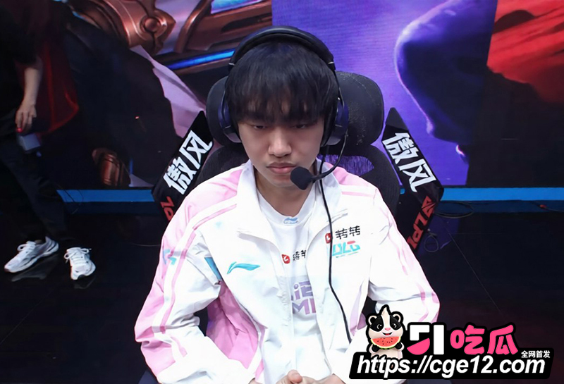 BLG对战LGD LBG战胜BLG 6 拷贝
