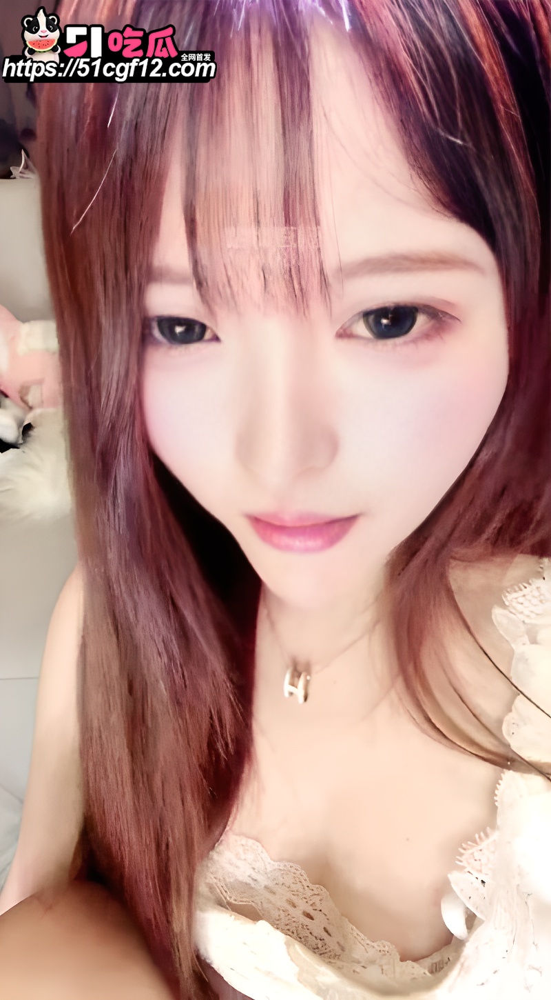 女主播 琪琪大人  红绿灯寸止挑战 5