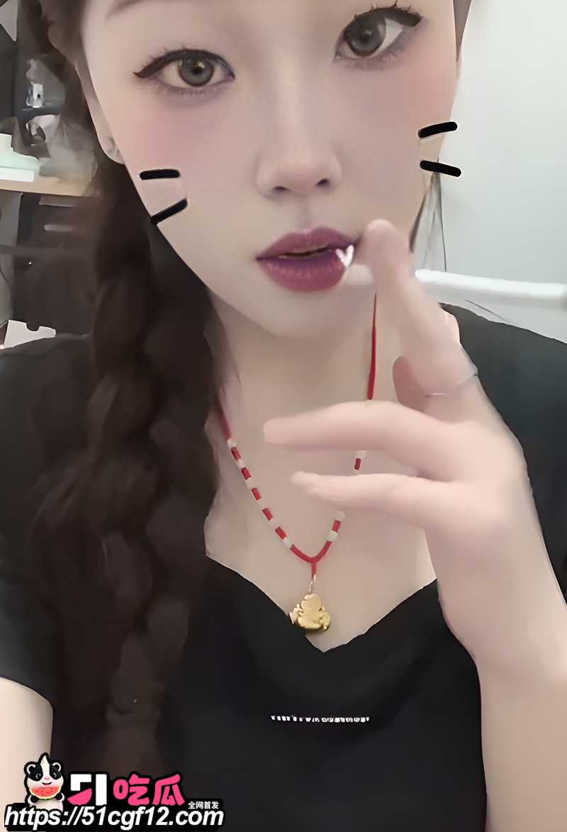 反差女大学生超淫私拍 4 拷贝