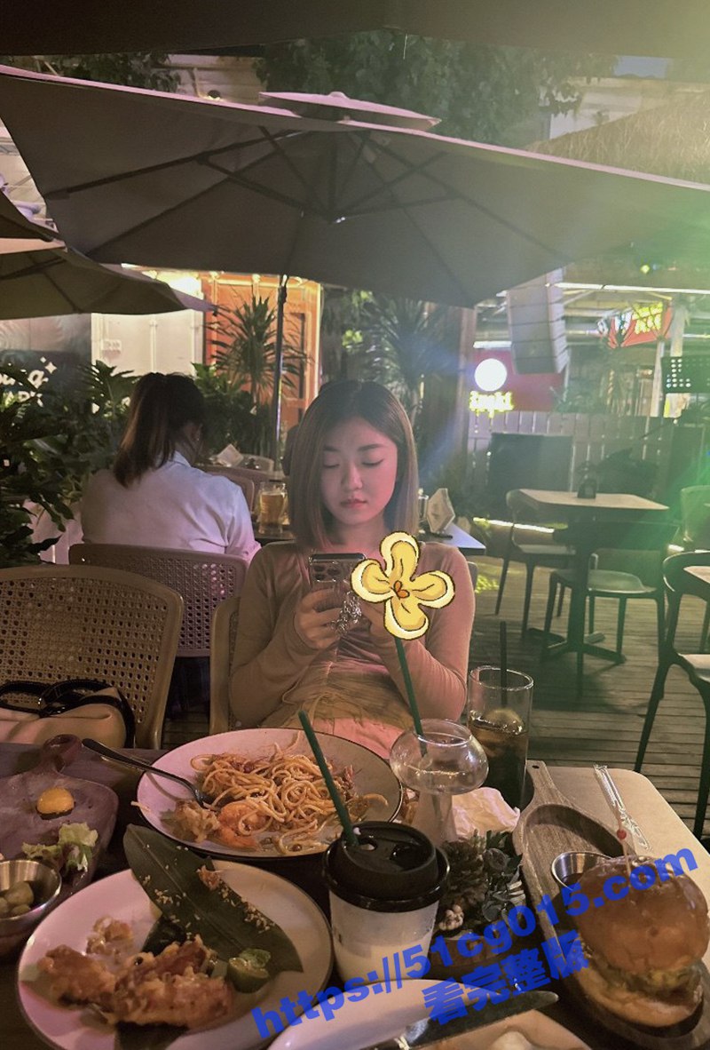 极品反差婊 缅甸美少相关图片