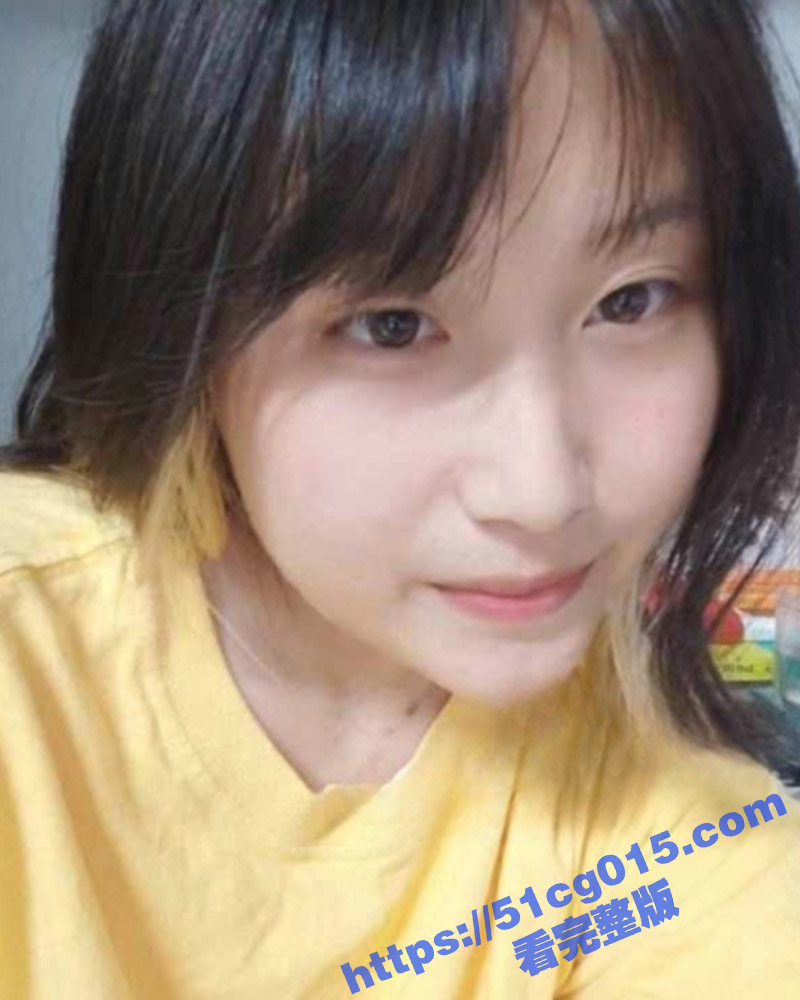 四川瓜友分享自己的精盆小母狗女友 操过的微胖界的天花板 已经被深度调教过 直接上手就能玩