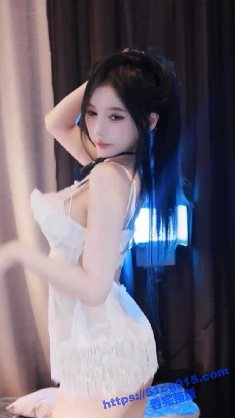 抖音网红 万0 高颜值御姐风巨乳网红大尺度福利泄密流出 这奶子科技含量满满啊！