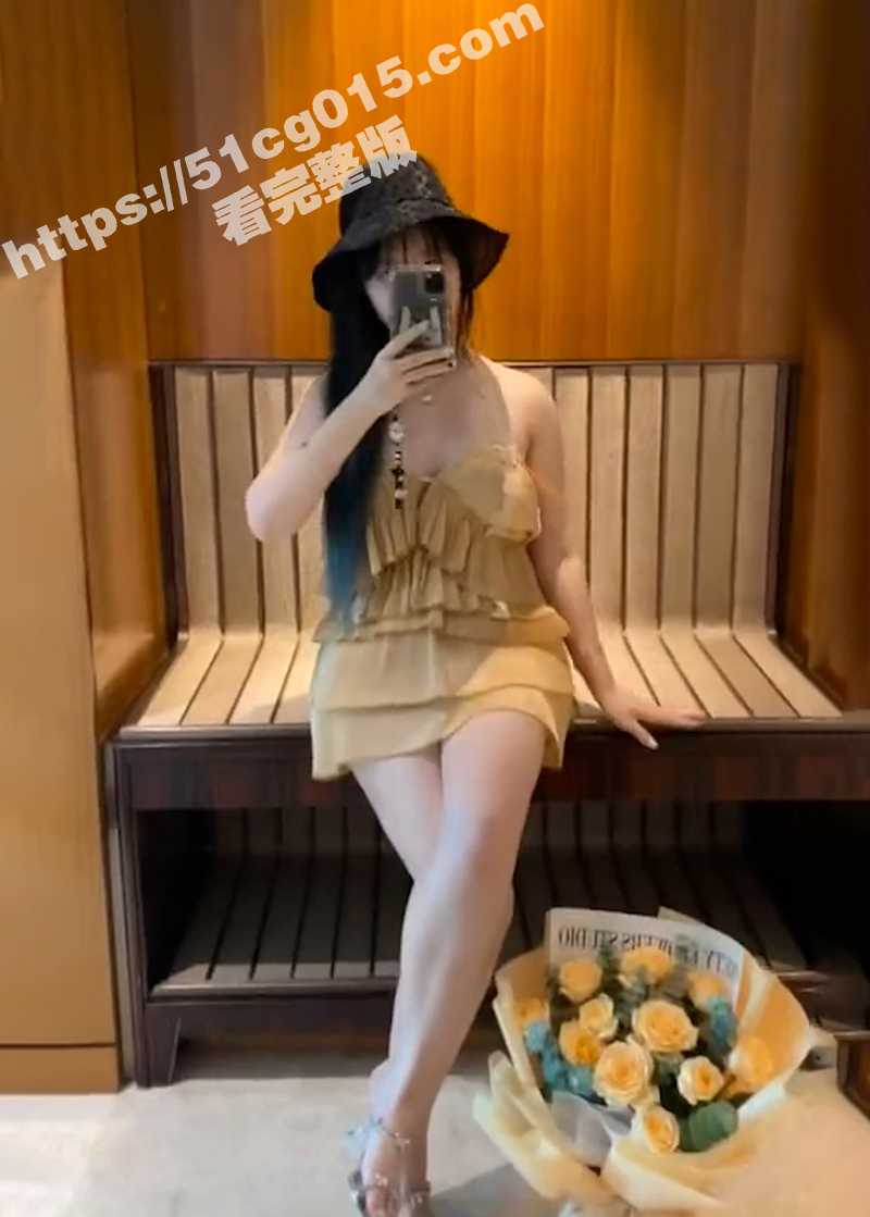 极品呆萌美少女反差小相关图片