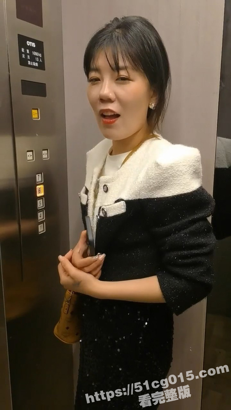 调教奇骚无比已婚少妇相关图片