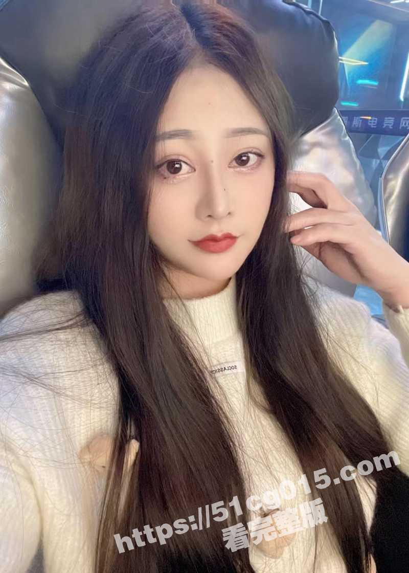 小伙重金约炮兼职美女相关图片