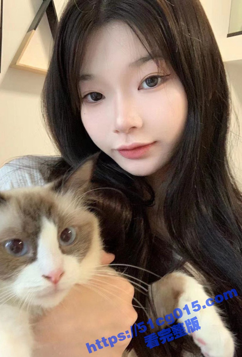 江西现代职业技术学院 李丽婷 被男友调教自慰 天然白虎被大鸡巴操得喷水 真是个极品！