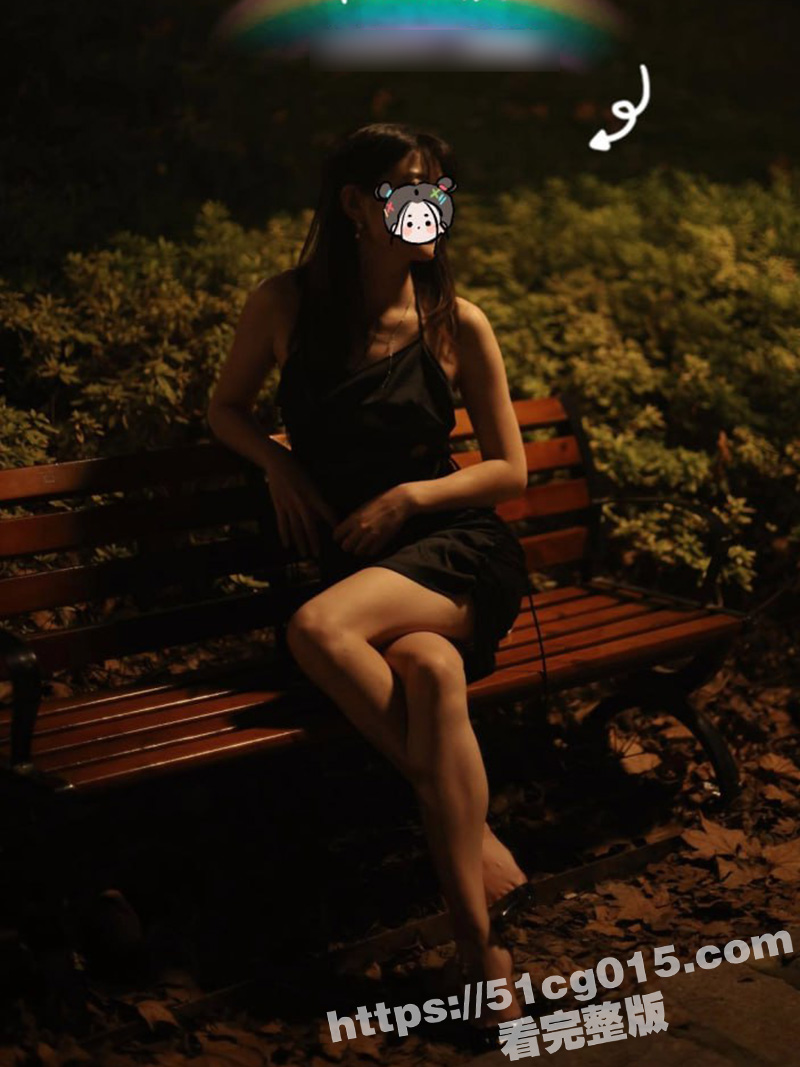 推特极品网黄女神小喵相关图片