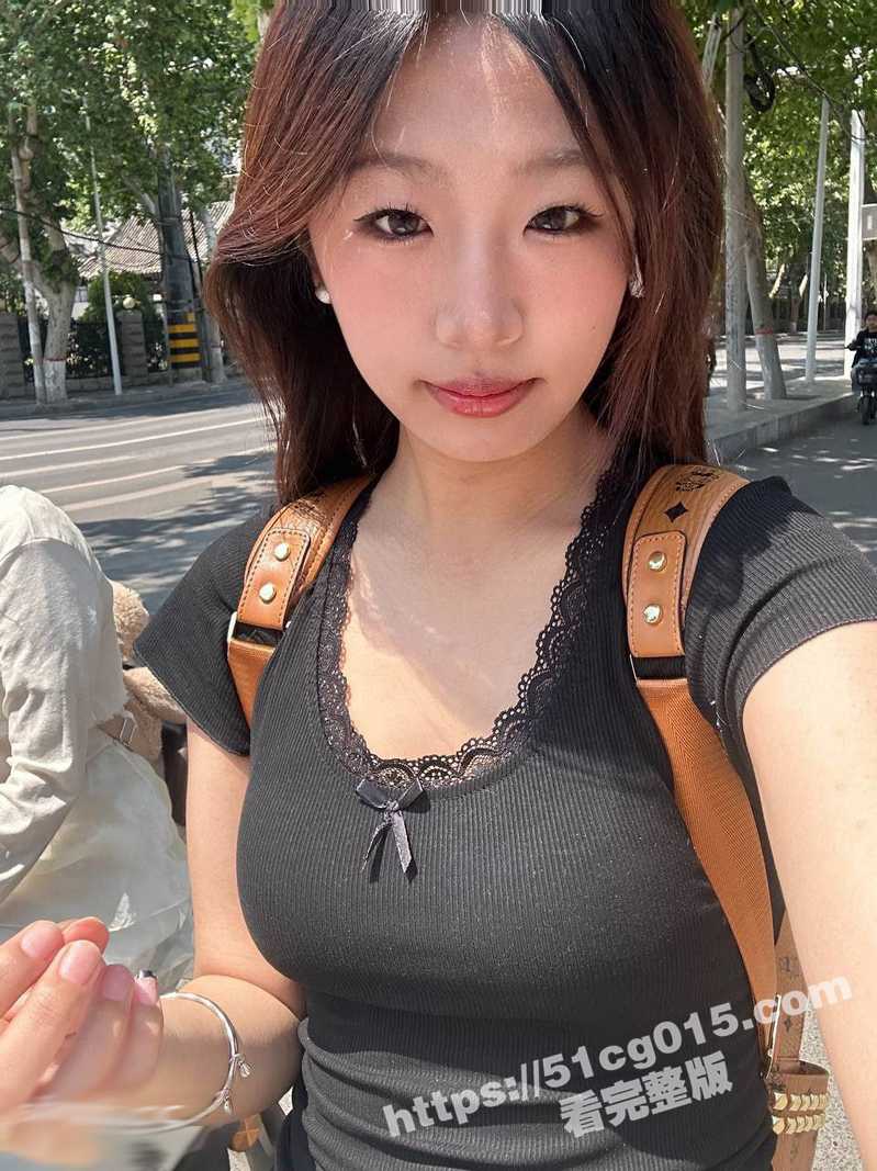 南京邮电大学高颜值反相关图片