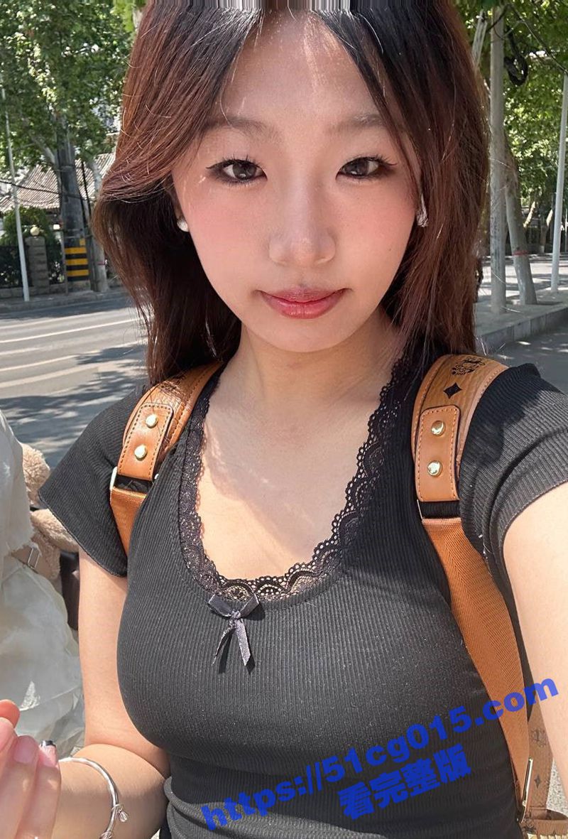 前女友系列！跟高颜值嫩妹前女友性爱日常 小母狗女上位骑乘吃着假鸡巴 能让瓜友爽爽吗？