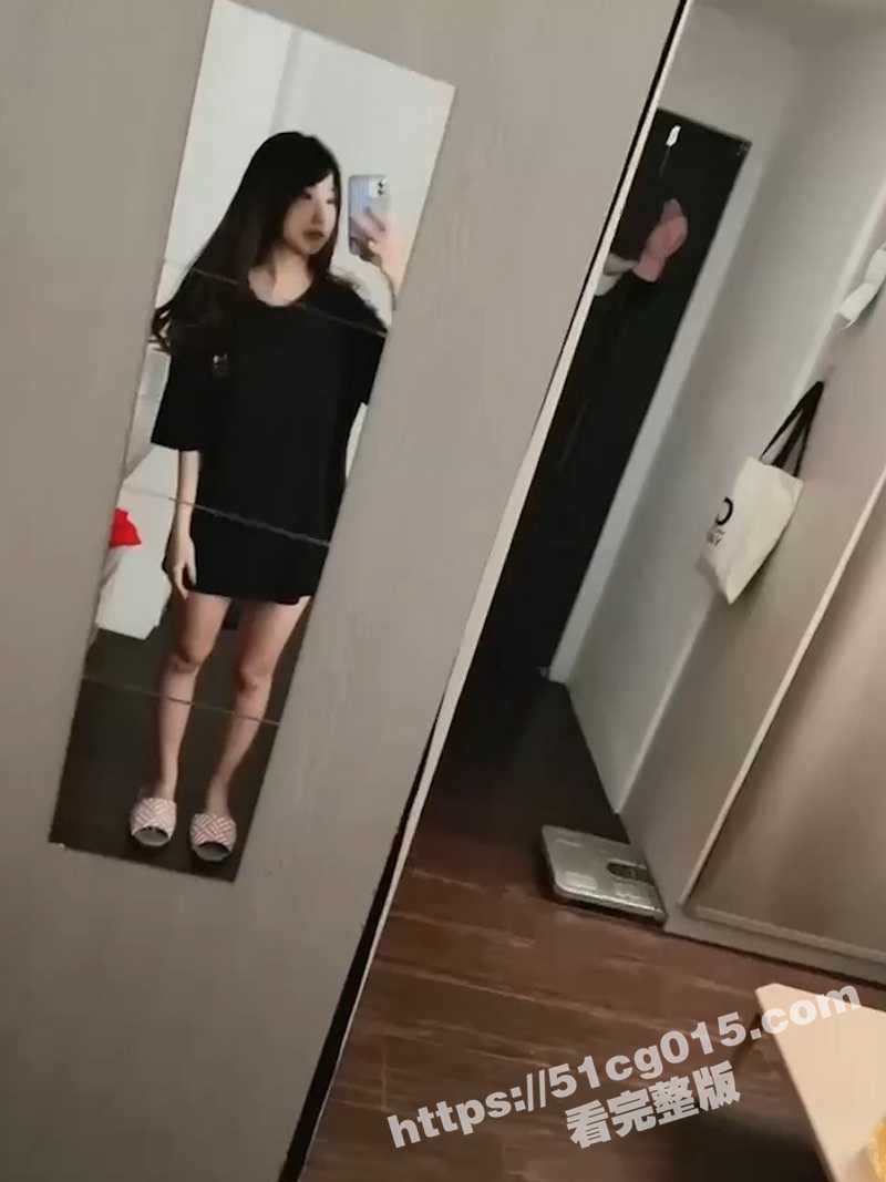 辽宁商贸学院 学生付铭萱 用拍摄AV的手法带你体验第一视角操逼打炮 白嫩的奶子和嗲嗲的声音太爽了！