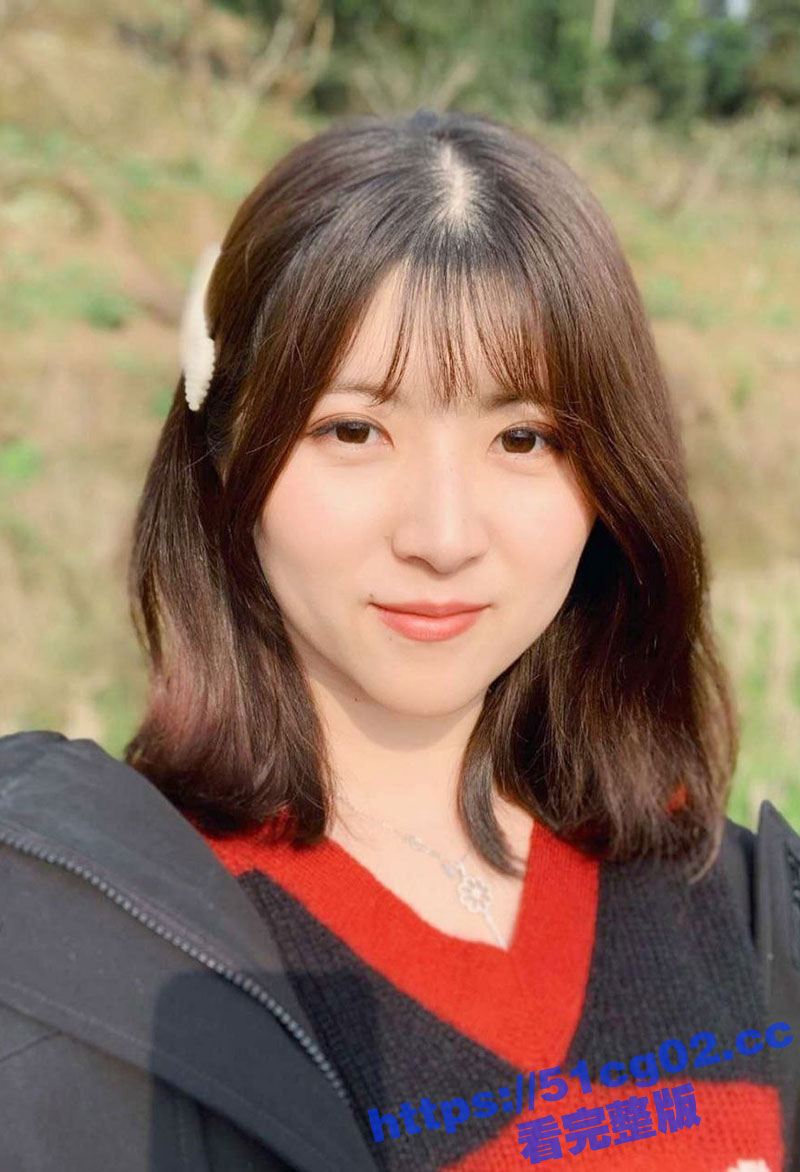 深圳清纯反差婊 郑蕊相关图片