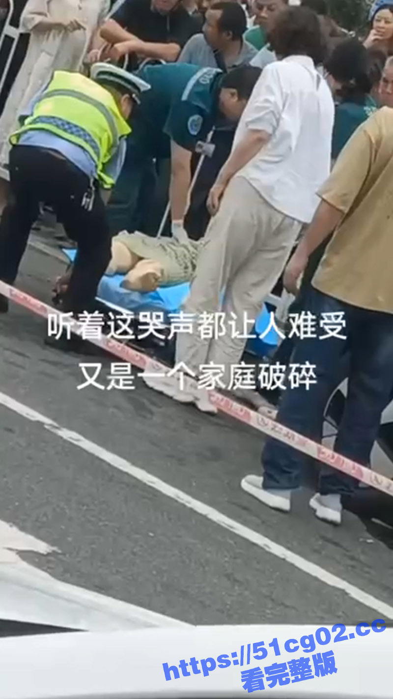 四川南充南部县大润发相关图片