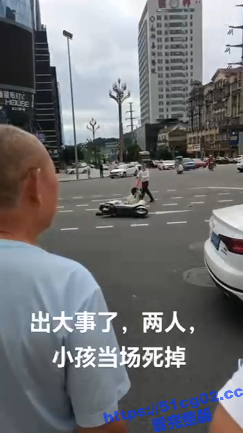 四川南充南部县大润发相关图片