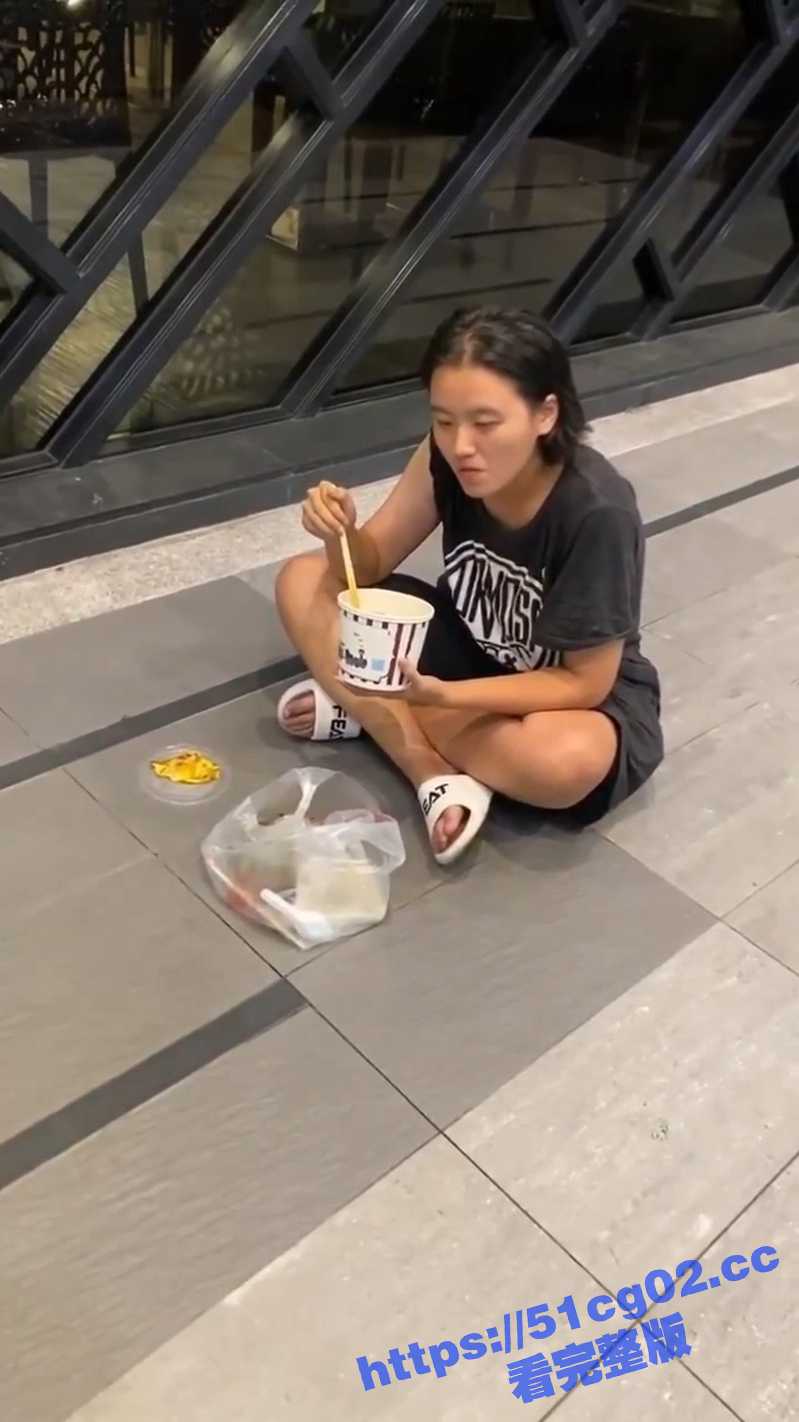 曾经火遍全网的爷孙恋相关图片