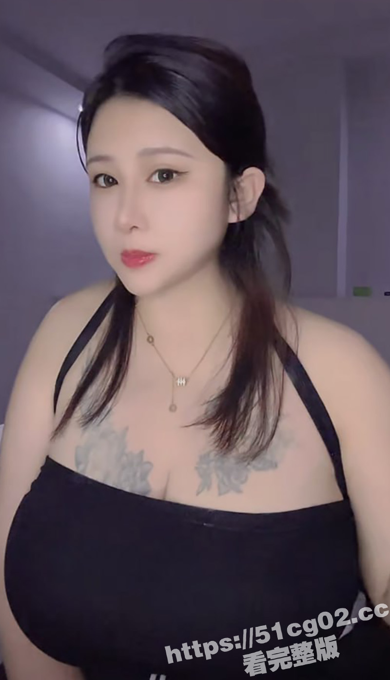 快手巨乳网红 嘉yi相关图片
