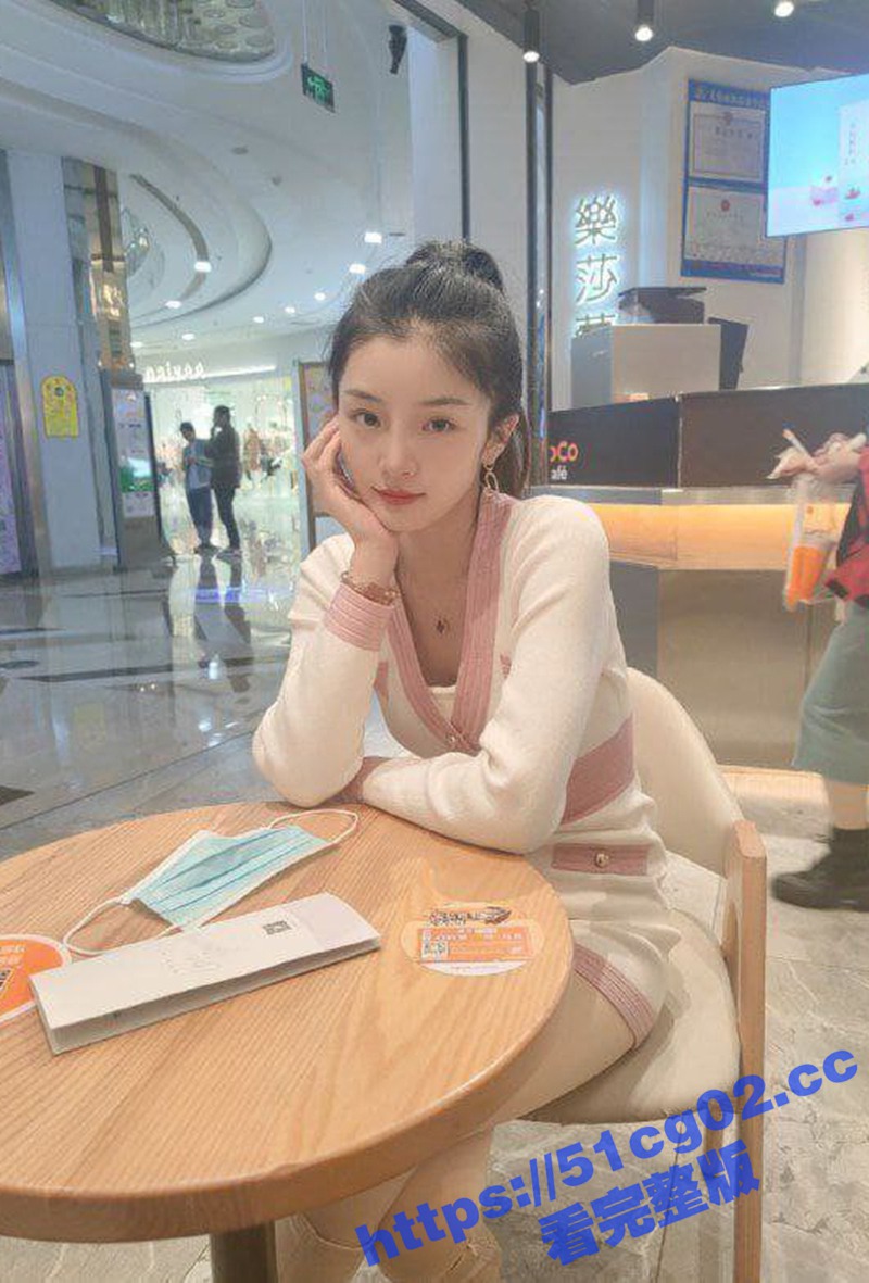 清纯美女甜过初恋 被相关图片