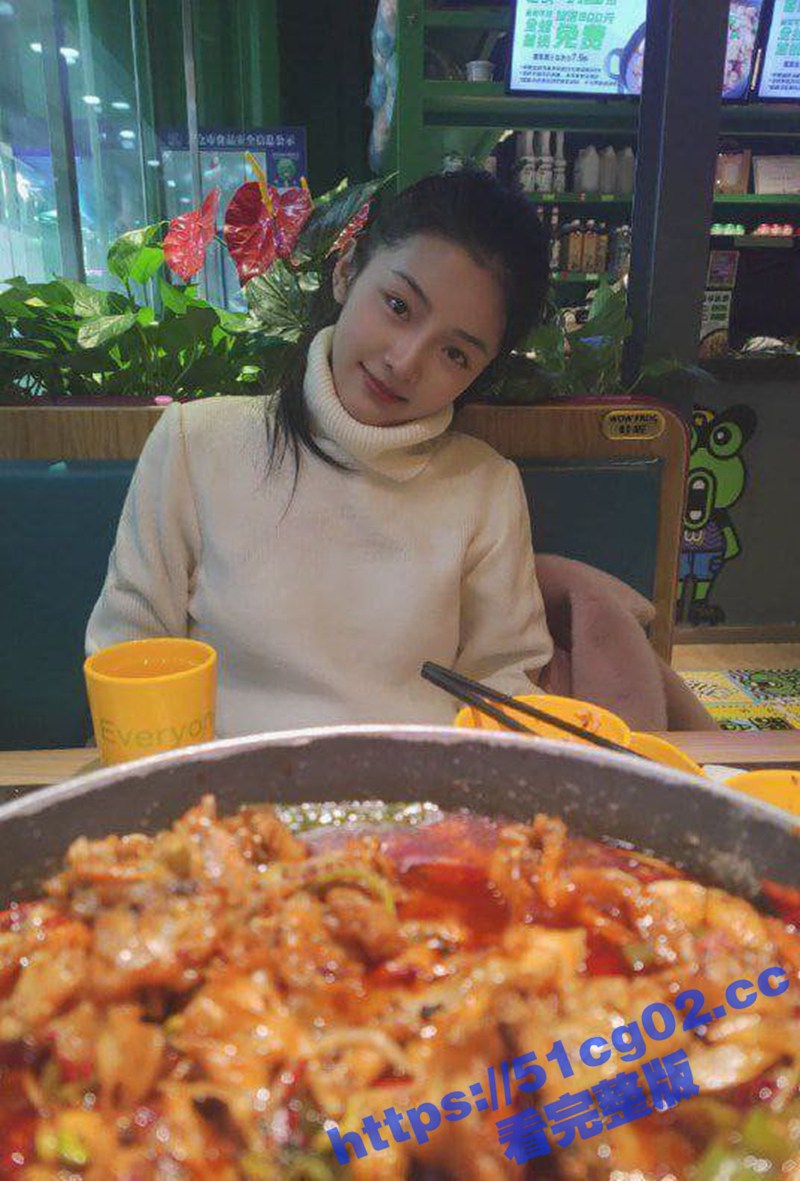 清纯美女甜过初恋 被相关图片