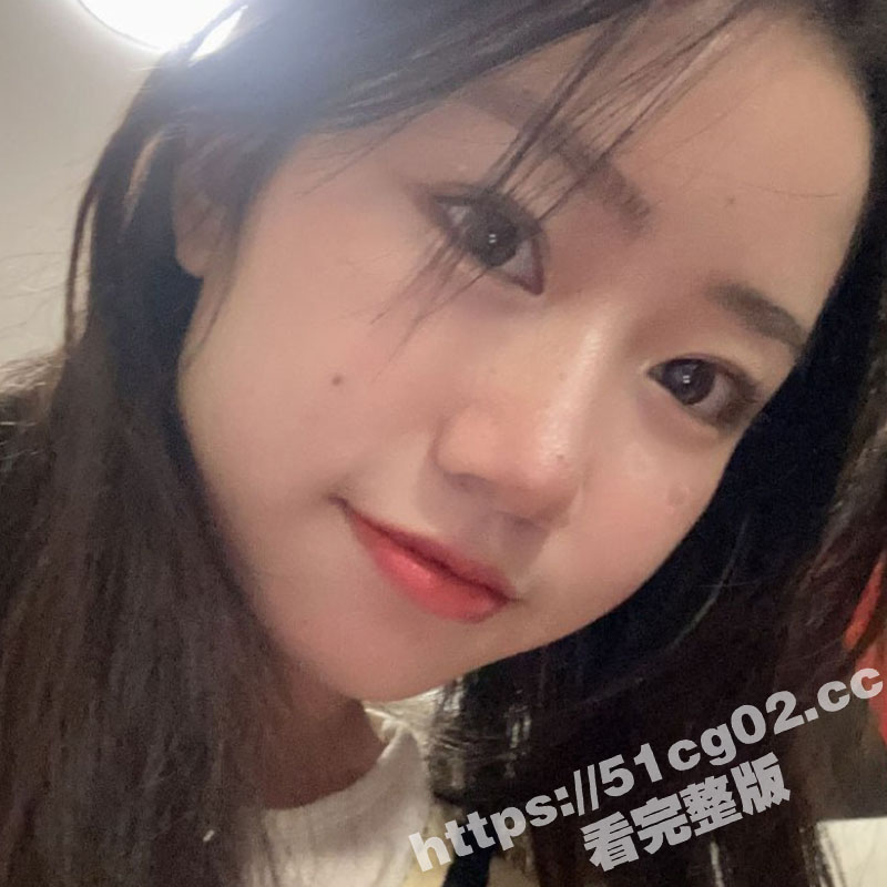 青岛清纯反差大学生母相关图片