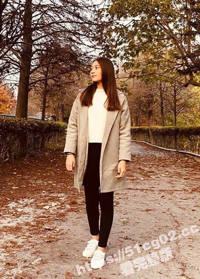 手机泄漏 气质女同相关图片