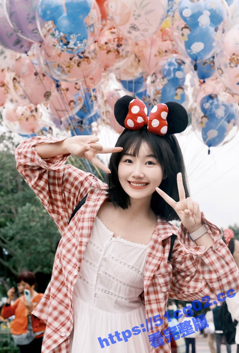 高颜值短发气质小姐姐反差淫骚 站着后入大鸡巴狂顶美臀 踮起脚尖挺翘迎合 叫床声直接封神