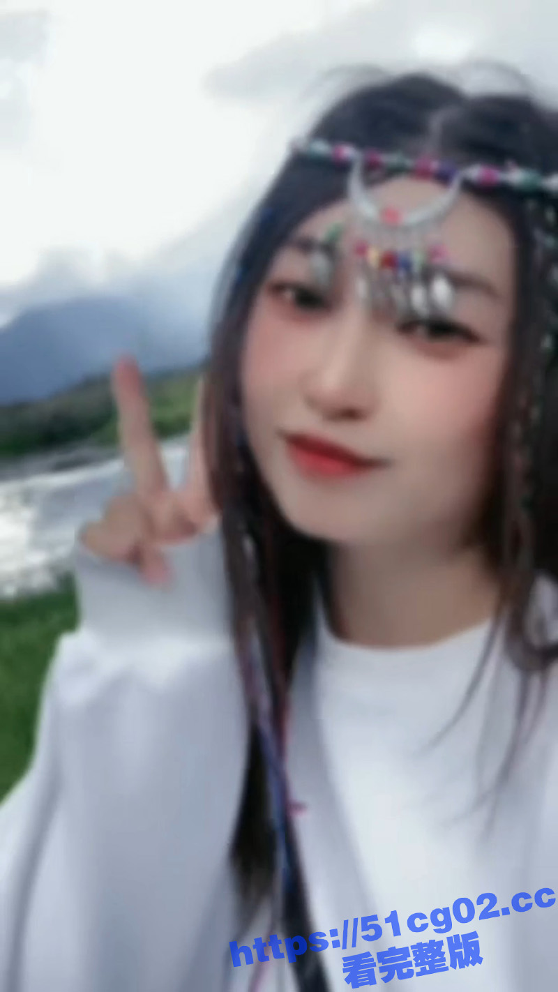 甘肃公务员小姐姐郝慧 背着男友到处撩骚约炮 喜欢被不同的大鸡巴操 全程露脸后入啪啪