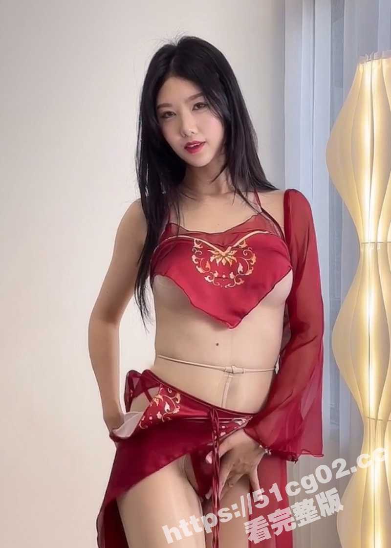 微博高颜值 网红反差相关图片