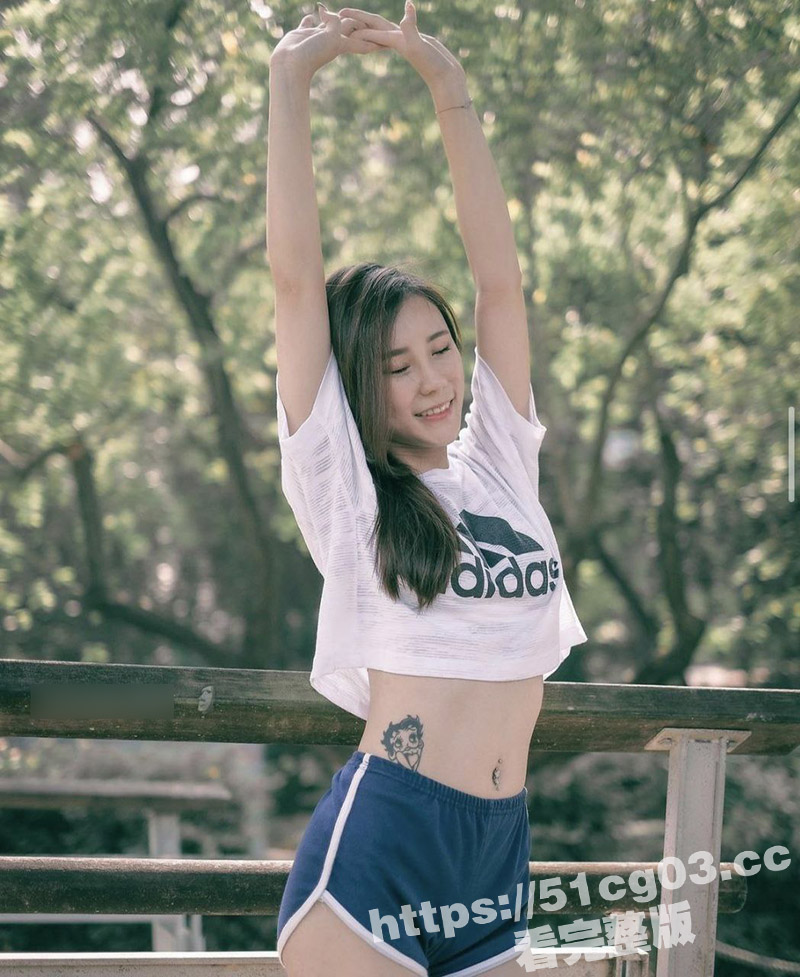台湾的反差母狗betty 极品身材钢管舞老师 超长做爱视频流出 这货平时是真骚啊 到处分享自己的身体