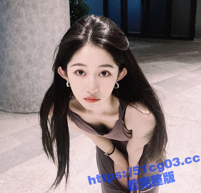 土豪包养的大学生母狗相关图片