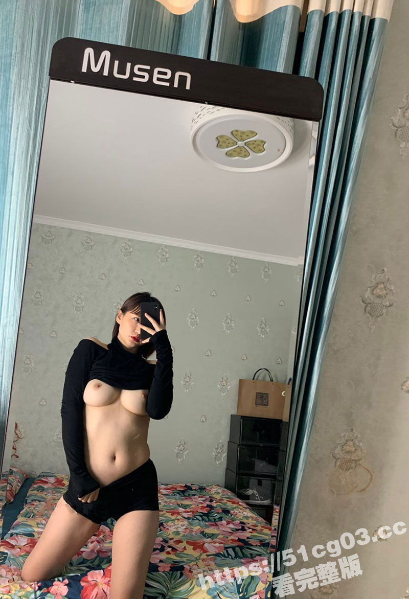 刚认识的反差新婚小少相关图片