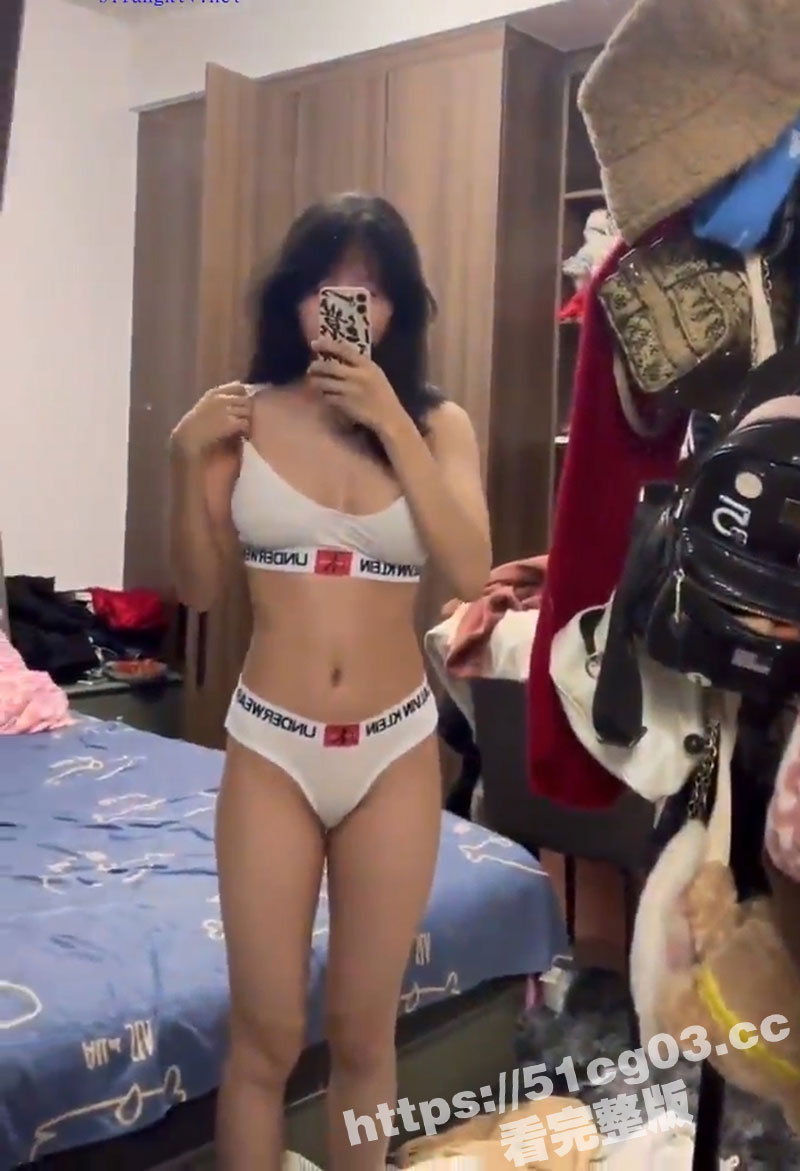 北美00后童颜巨乳留相关图片