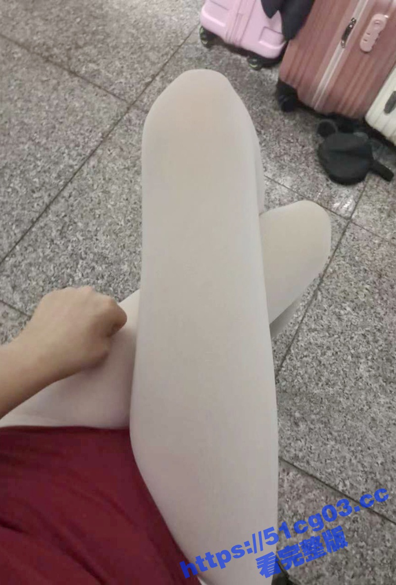 湖南邵阳学院05后反相关图片