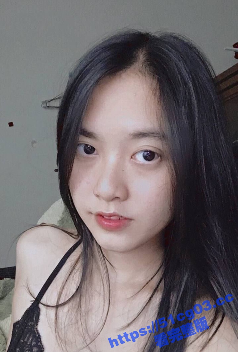 广东00后女大学生 董筱涵 顶级身材情趣黑丝内衣在线发骚 被健身房男闺蜜无套爆操