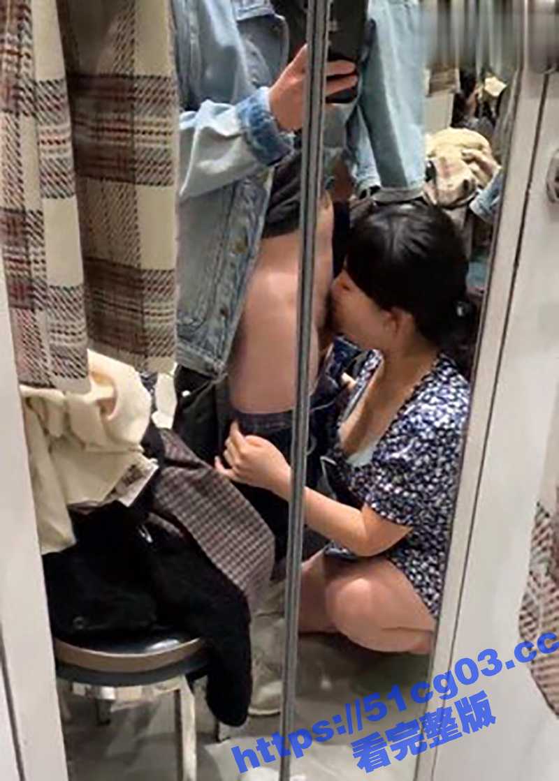 小叔和漂亮大眼睛表嫂相关图片