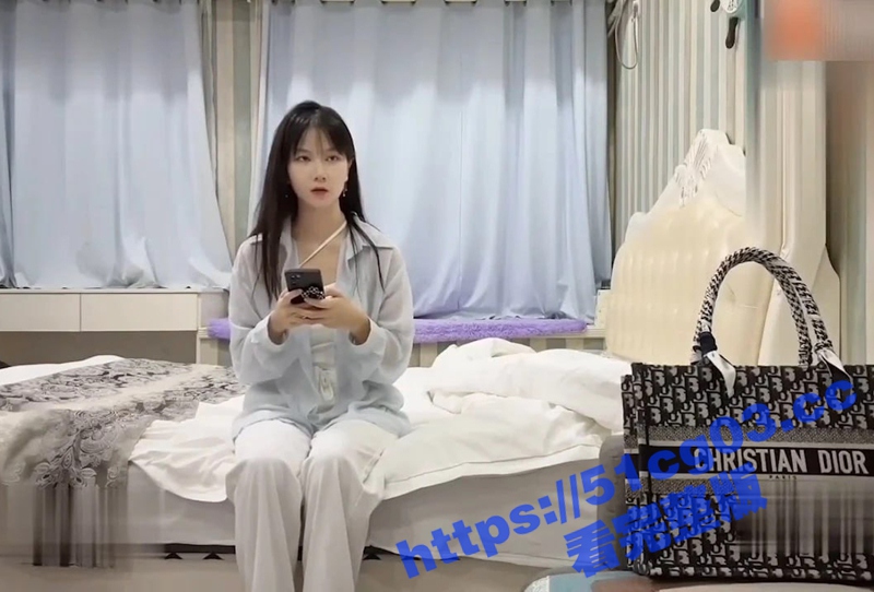 抖音27W粉丝女网红相关图片