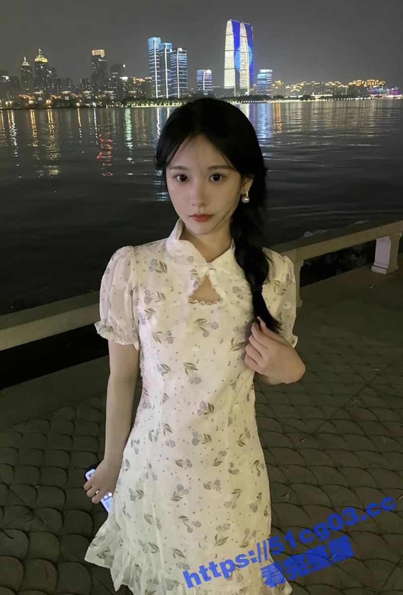 抖音27W粉丝女网红相关图片