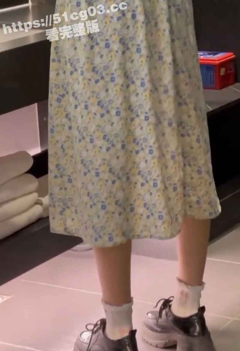 约炮00后极品美女大相关图片