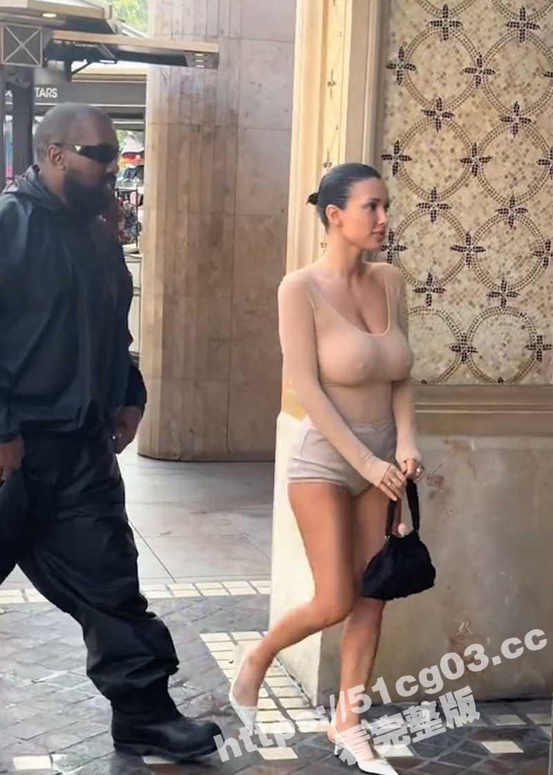 侃爷豪气带透视装老婆相关图片