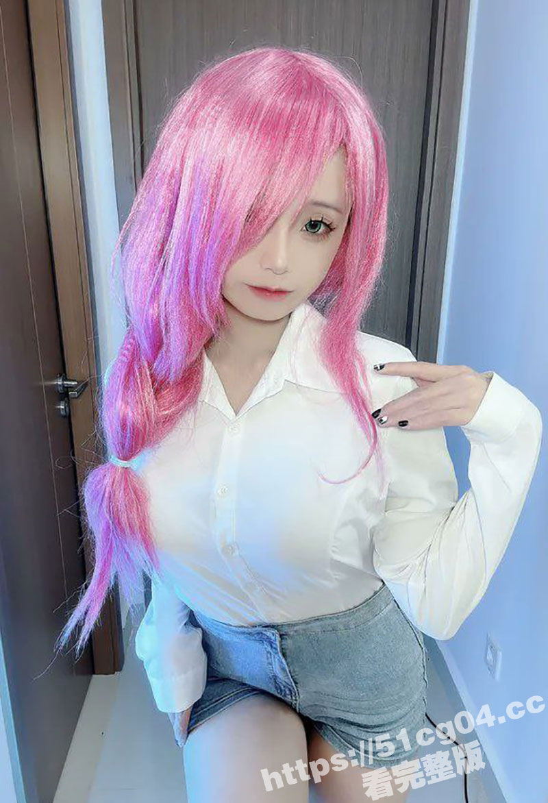 抖音百万粉丝COS舞相关图片