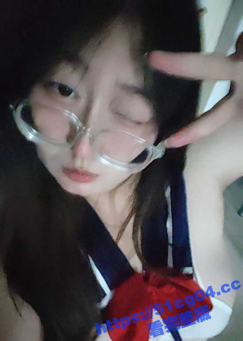 山西大学眼镜婊  朱相关图片
