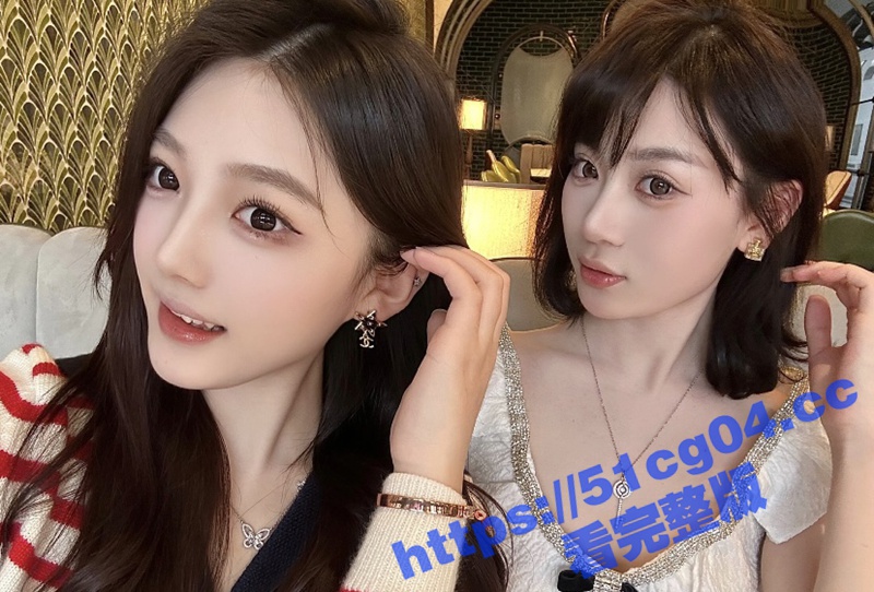 黑丝女上司带着闺蜜约相关图片