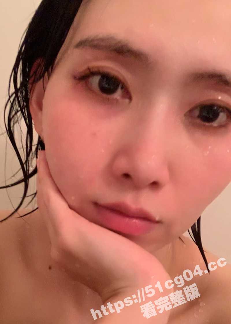 华裔娇小苗条少妇 j相关图片