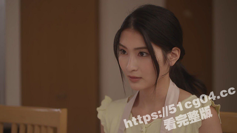 NTR高清剧情！便利店工作的美人妻 本庄铃 欲求不满与打工仔店里偷欢 站立背后位抽插阴道 高潮迭起！