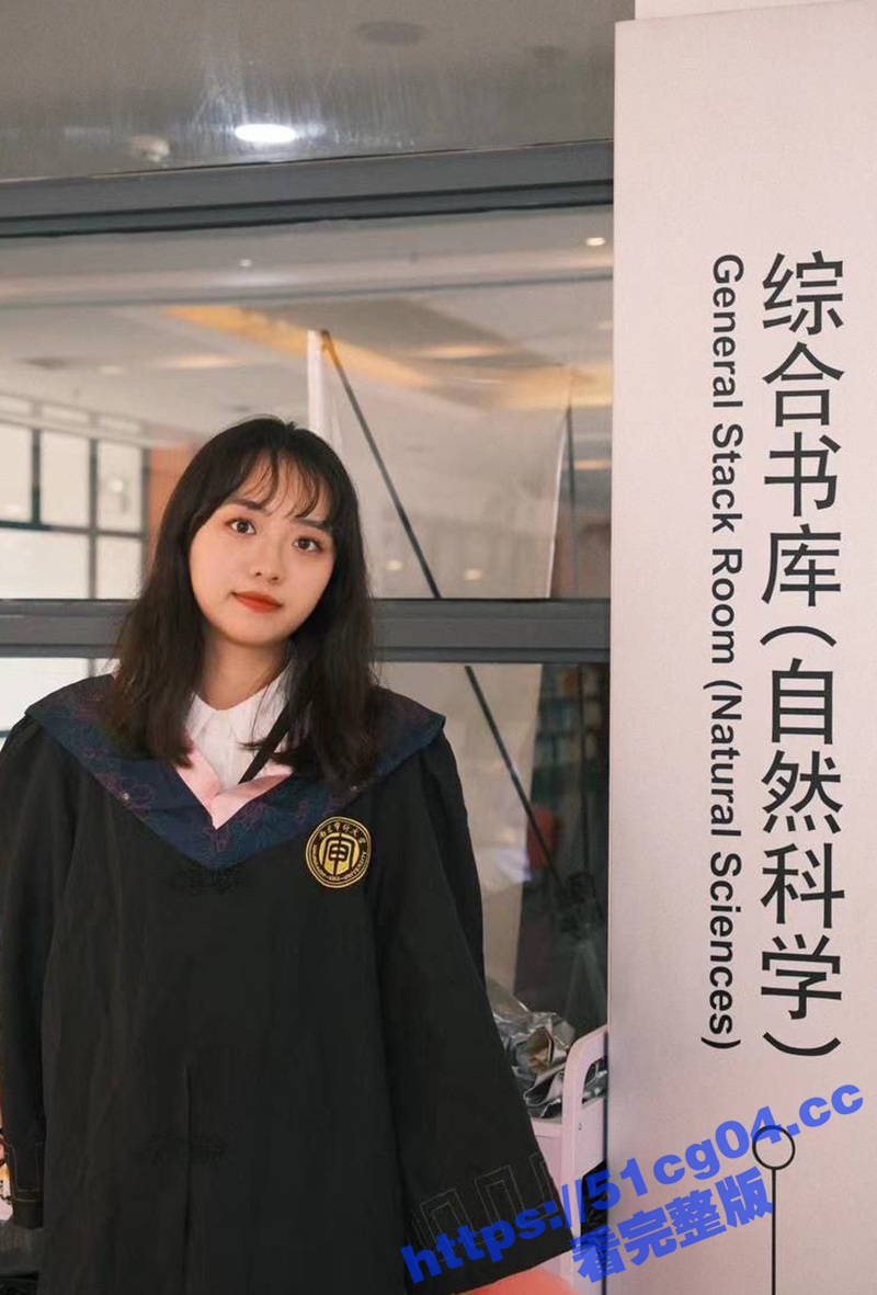 南京审计大学美女毕业生刘子璇 为进四大所被学长潜规则 无套抽插干出白浆 好嫩的粉逼